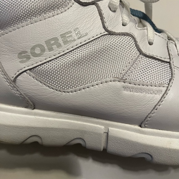 Sorel explorer II mid top waterproof sneaker sz 8.5 - Picture 8 of 9